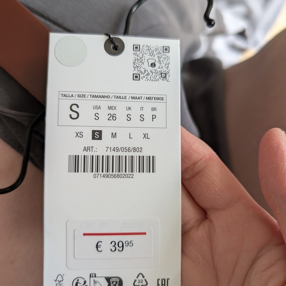 Elegant Gray Wide-Leg Pants - Picture 5 of 11